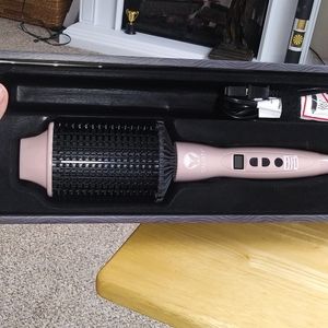 Heating voluminzing brush